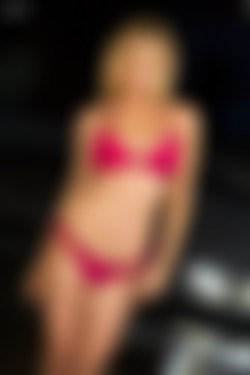 1024p/A Sexy Bikini Show [57]/HVASexyBikiniShow05.jpg